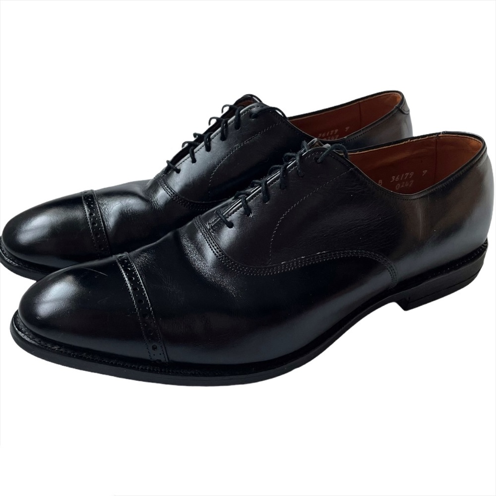 Allen Edmonds Fifth Avenue cap toe oxfords